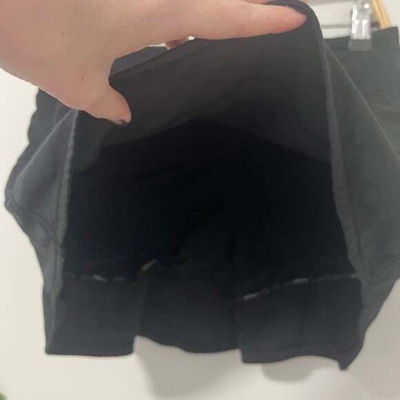Lululemon Black Pace Revival Skirt Size 6 - Picture 4 of 6